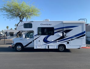 Thor Motor Coach Chateau 22B