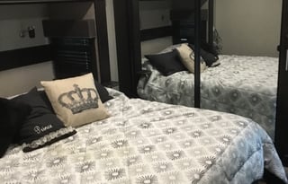 Prince RV Castle  /2020 Jayco Eagle 319MLOK