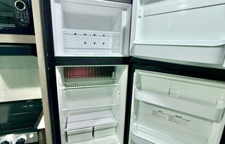 sleeps 9 + fully furnished