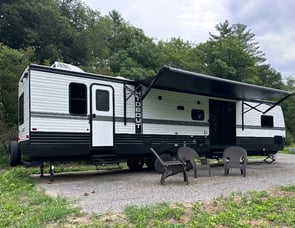 Keystone RV Hideout 38FQTS