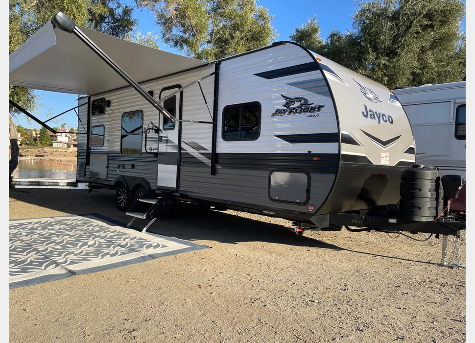 Travel Trailer rentals in Santa Clarita