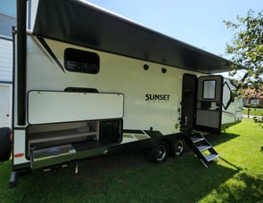 CrossRoads RV Sunset Trail SS299QB