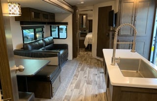 2018 Forest River Heritage Glen 30 ft