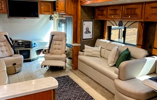 Luxury Motor Coach | Delivery Avail | F1 • SXSW