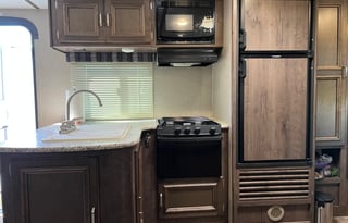 Family & Dog Friendly! 2018 Keystone RV Passport