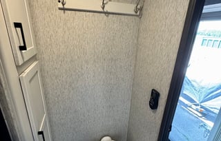 2023 Cross Roads RV Hampton HP370FDL