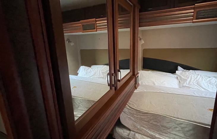 Rear Bedroom/ Closet Storage