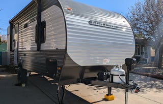 Lucinda: 2025 Sun-Lite 19RB - under 3k lbs