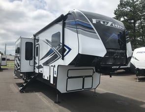 Keystone RV Fuzion 419