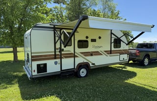 Lil Red Vintage Cruiser RV