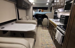 "Seoul Drifter" - 2022 Class C RV