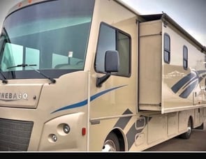 Winnebago Vista 31BE