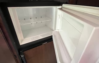 "Tiny" 2019 Thor Motor Coach Freedom Traveler 24HE