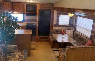 Leaf Grove RV  2009 Keystone Springdale
