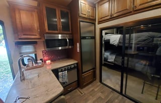 2016 Keystone RV Raptor 300MP