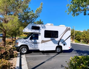 Thor Motor Coach Majestic 19G