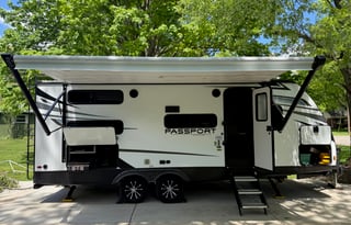 April & Andrea's Kid and Dog approved RV Rental