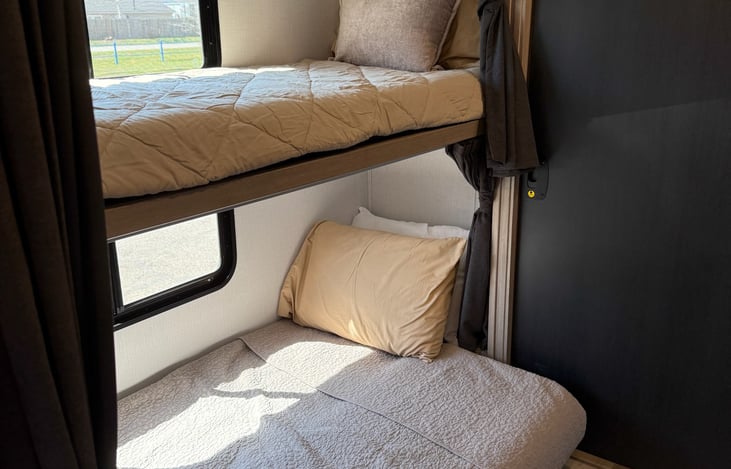 Bunk Beds - Top sleeps 1, bottom sleeps 1 adult or 2 children