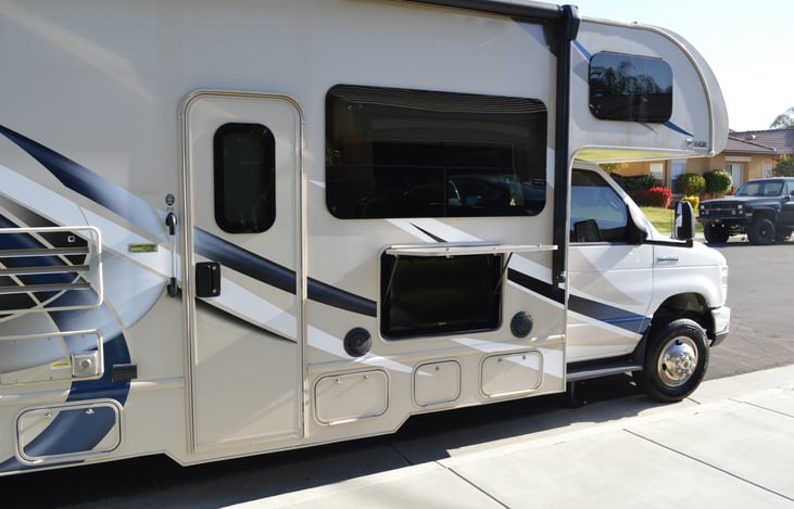 Outdoor TV and speakers.