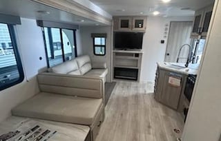 #7 FL- Sagmoe Family (36-foot bunkhouse camper)