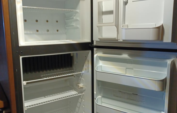 Good size fridge and freezer. Plenty of room for everything you need.
