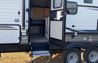 2021 Palomino Puma 28BHSS