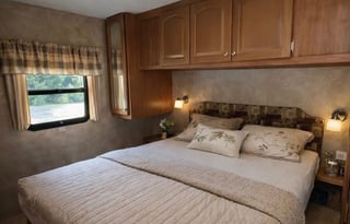 2011 Forest River RV Wildcat extraLite 30BHS