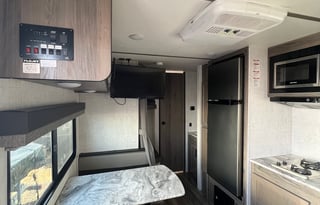 2021 Gulf Stream 248BH
