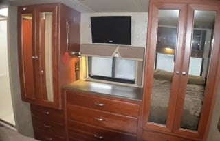 2013 Winnebago Vista 30T Class A Gas