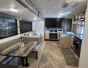 Heartland Prowler 335BH