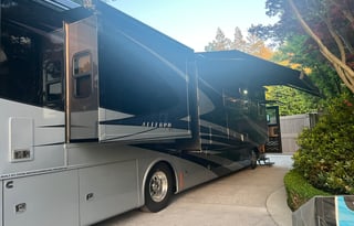 Luxurious Tiffin Motorhome! As new as it gets!