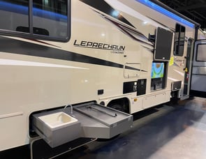 Coachmen RV Leprechaun 319MB Ford 450