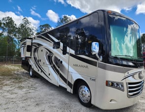 Thor Motor Coach Miramar 34.1