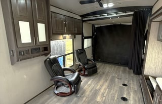 19 Heartland Fuel Toy hauler