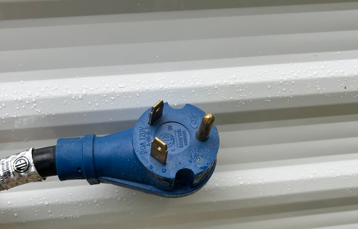 30 Amps electric plug