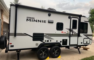 2021 Winnebago Industries Towables Micro Minnie 2100BH