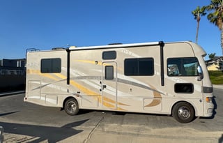 2013 Thor Motor Coach ACE 29 2