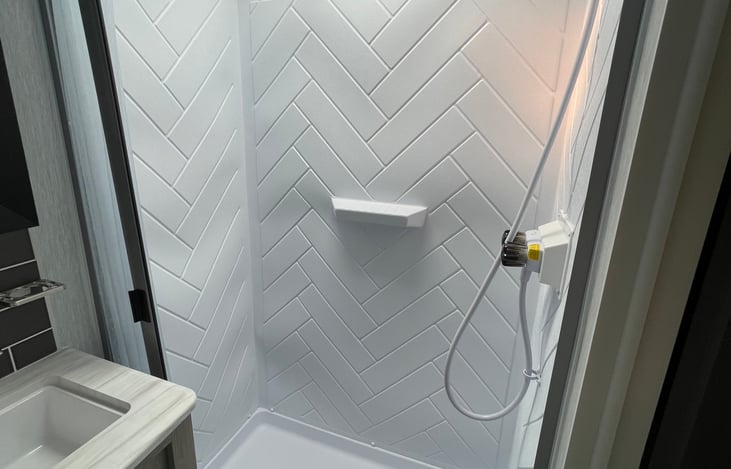 X-tra large walk-in shower!