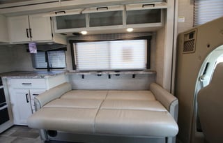 2021 Thor Motor Coach Chateau 30D