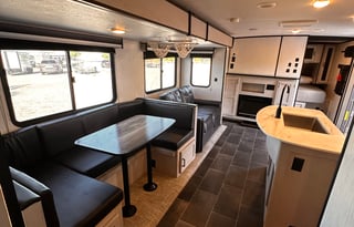 2023 Heartland Mallard M33