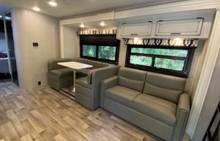 Easy to drive RV, family road trip!