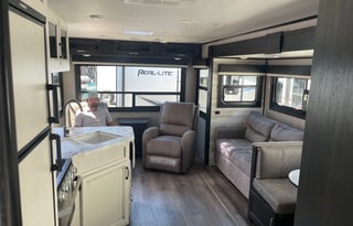 2021 Jayco Jay Feather 27RL