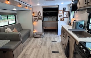 Stress-Free 2025 Camper - FREE Delivery and Setup