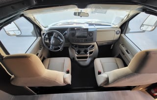 2022 25ft Nexus Triumph luxury. Solar Powered