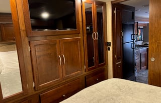 2017 coachmen pursuit 31'