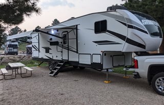 2021 KZ Sportsmen 292BHK