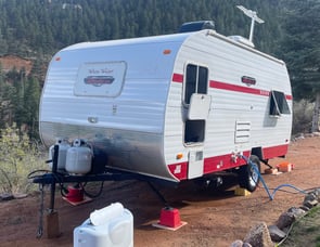 Riverside RV White Water 177 Classic