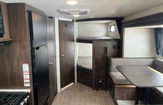 2020 Cherokee Grey Wolf 26 DBH