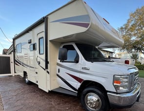Coachmen RV Freelander 21QB  Ford 350