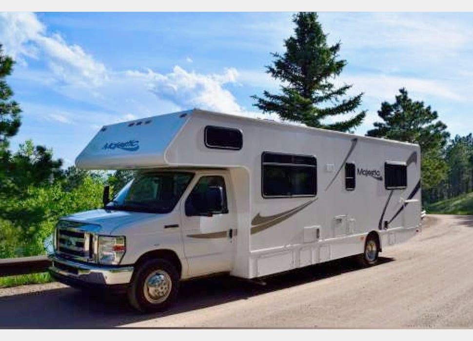Class C Motor Home rentals in Perrysville